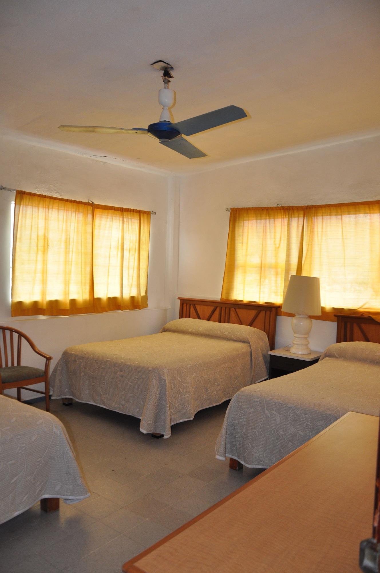 Hotel Oviedo Acapulco Exterior photo